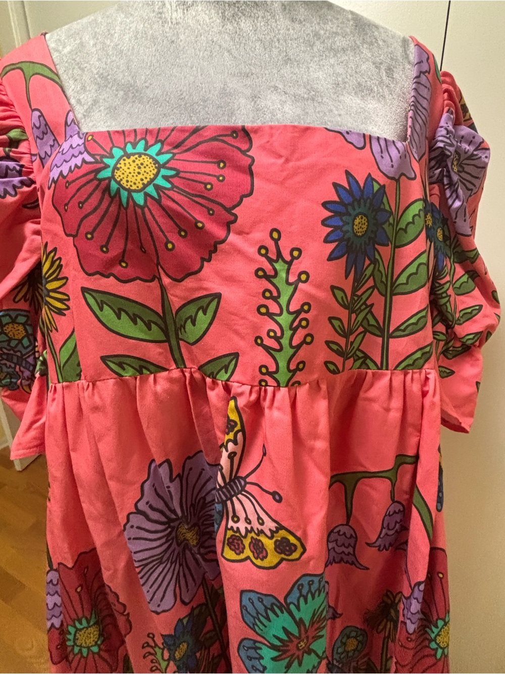 Pink Floral Puff-Sleeve Dress by Mary Benson - Picture 4 of 6